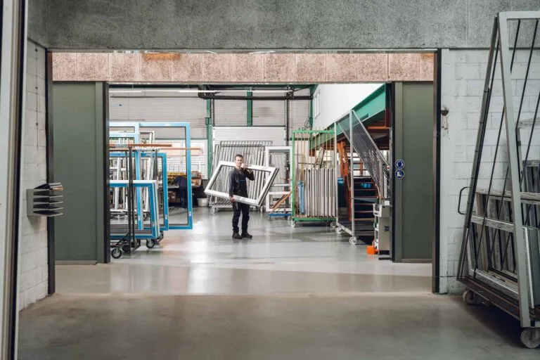 kkfh-kunststof-kozijnenfabriek-heerenveen-productie15