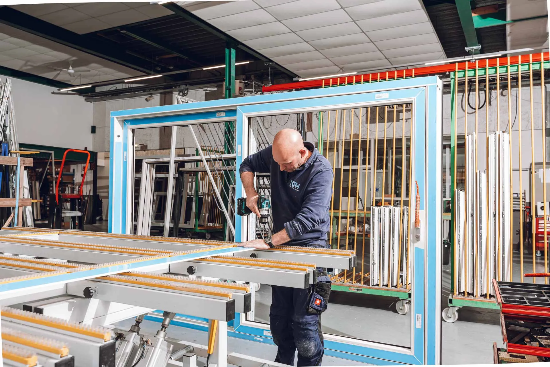 kkfh-kunststof-kozijnenfabriek-heerenveen-productie20